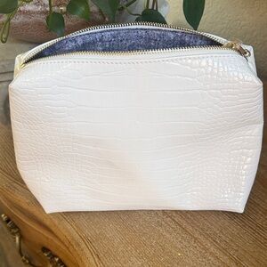Elegant White with Gold Zipper Cosmetic Bag